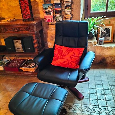 Charmante Maison Troglodyte Vitrac  Buitenkant foto
