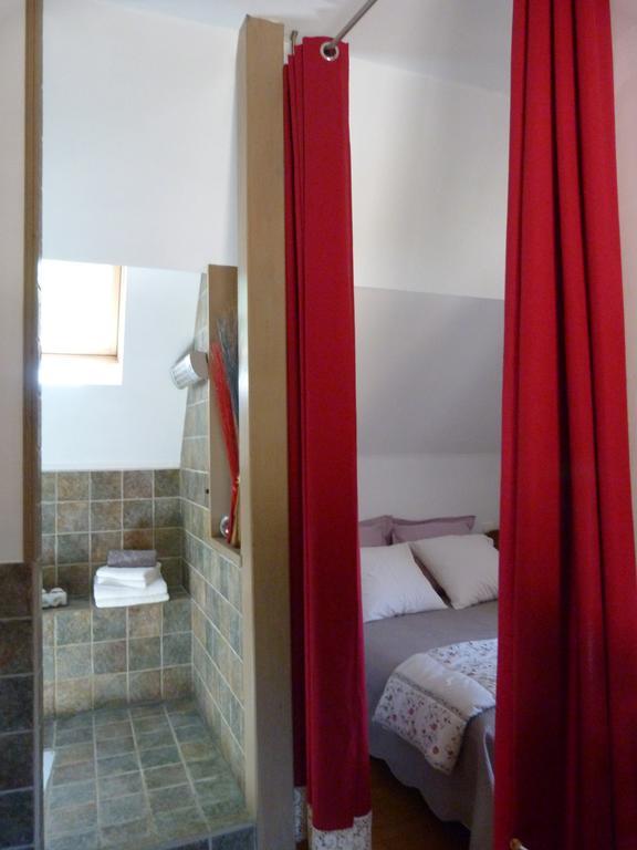 Charmante Maison Troglodyte Vitrac  Buitenkant foto