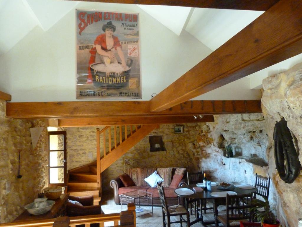 Charmante Maison Troglodyte Vitrac  Buitenkant foto