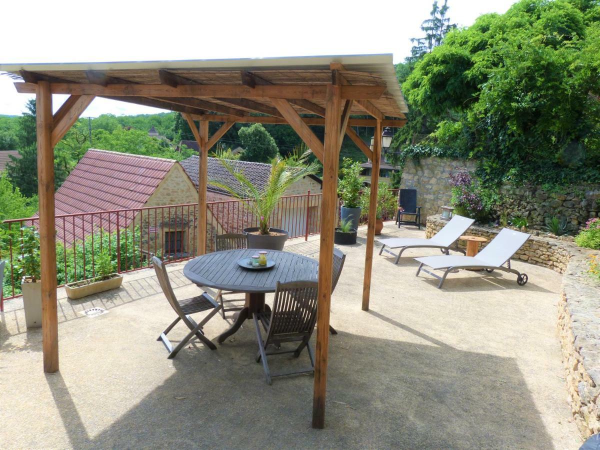 Charmante Maison Troglodyte Vitrac  Buitenkant foto